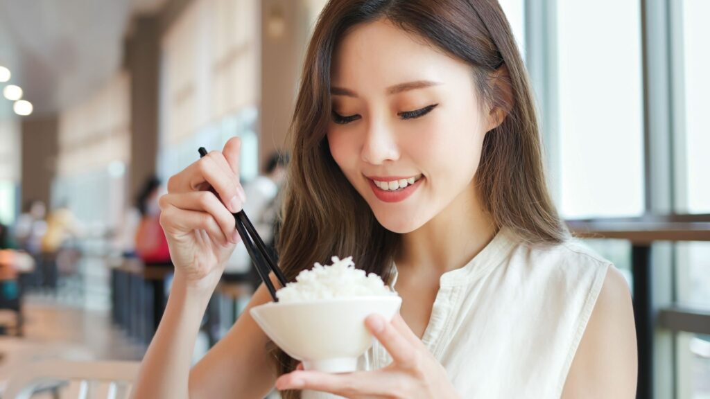 女性