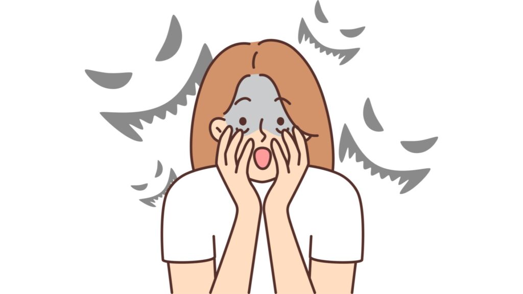 怯える女性